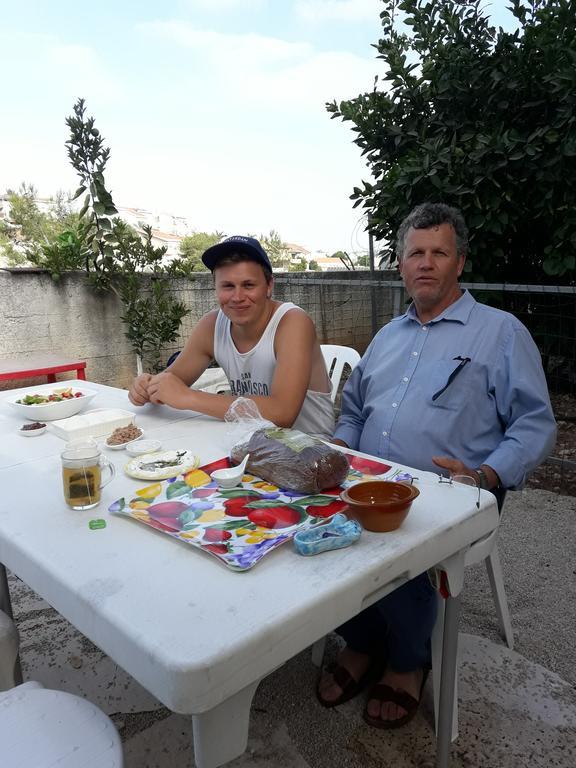 Yaakov'S Apartment Migdal Ha'Emeq Eksteriør bilde